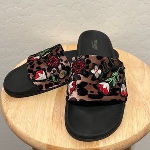 Mossimo Slides